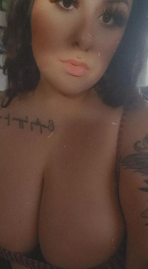 riley 🖤🤍💦 (@xrileyschembri) [onlyfans] by xrileyschembri