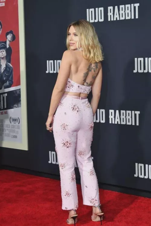 Scarlett Johansson by Food_Muncher11