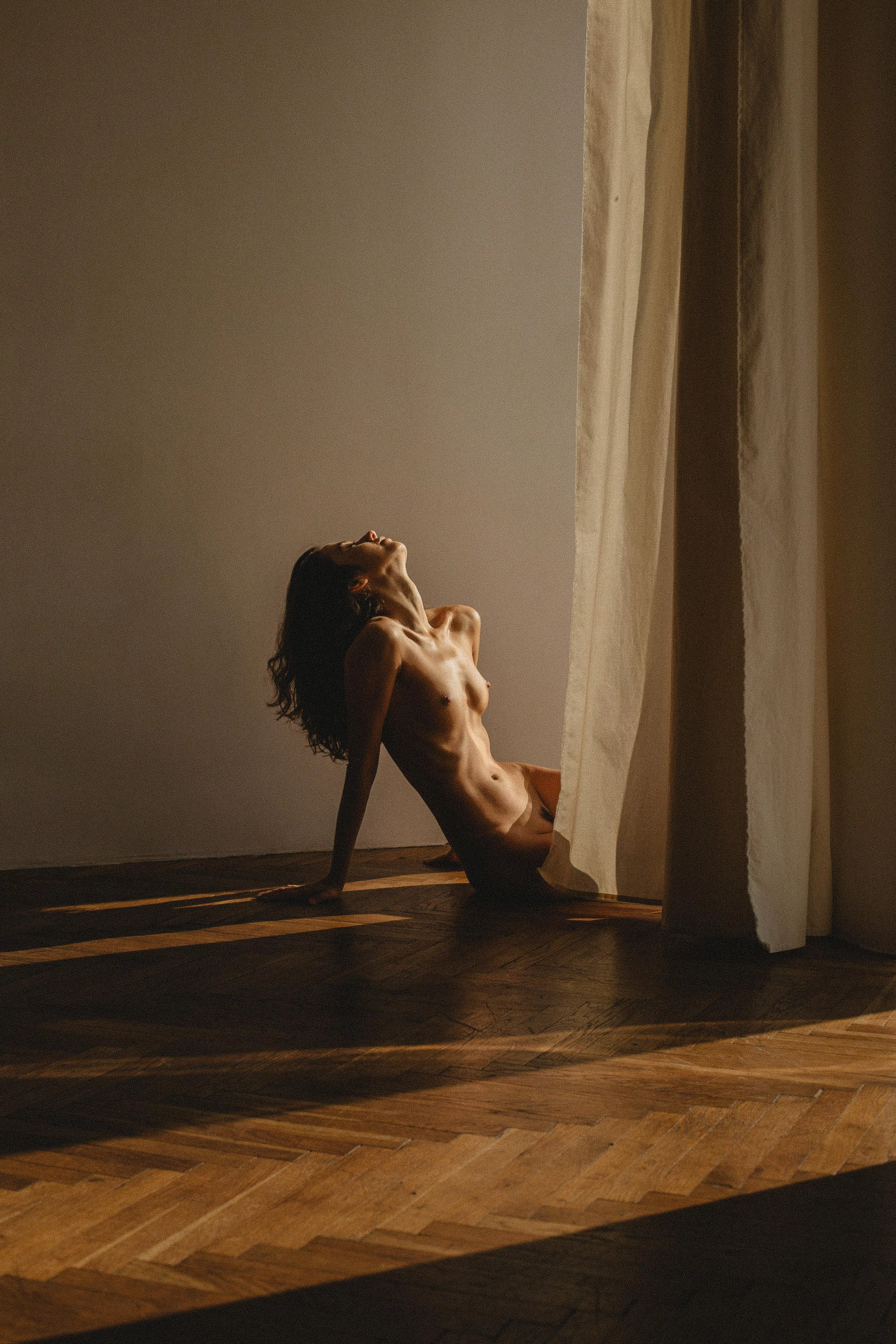 Solar muse (Julia by trainspotte_r) posted by trainspotte_r