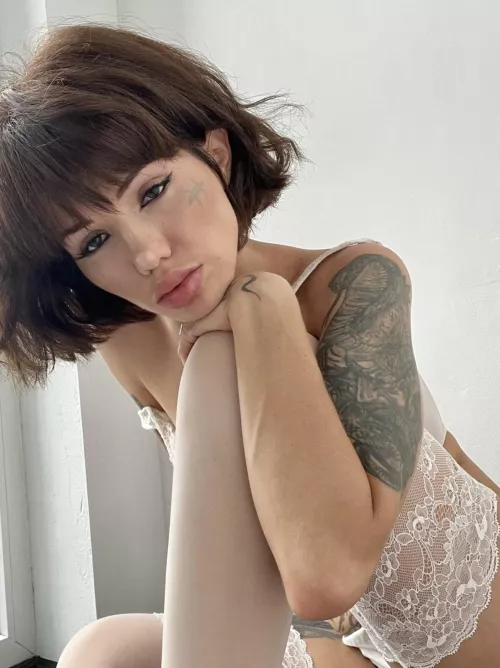 Sometimes it gets sad to be alone by Coilingfog782