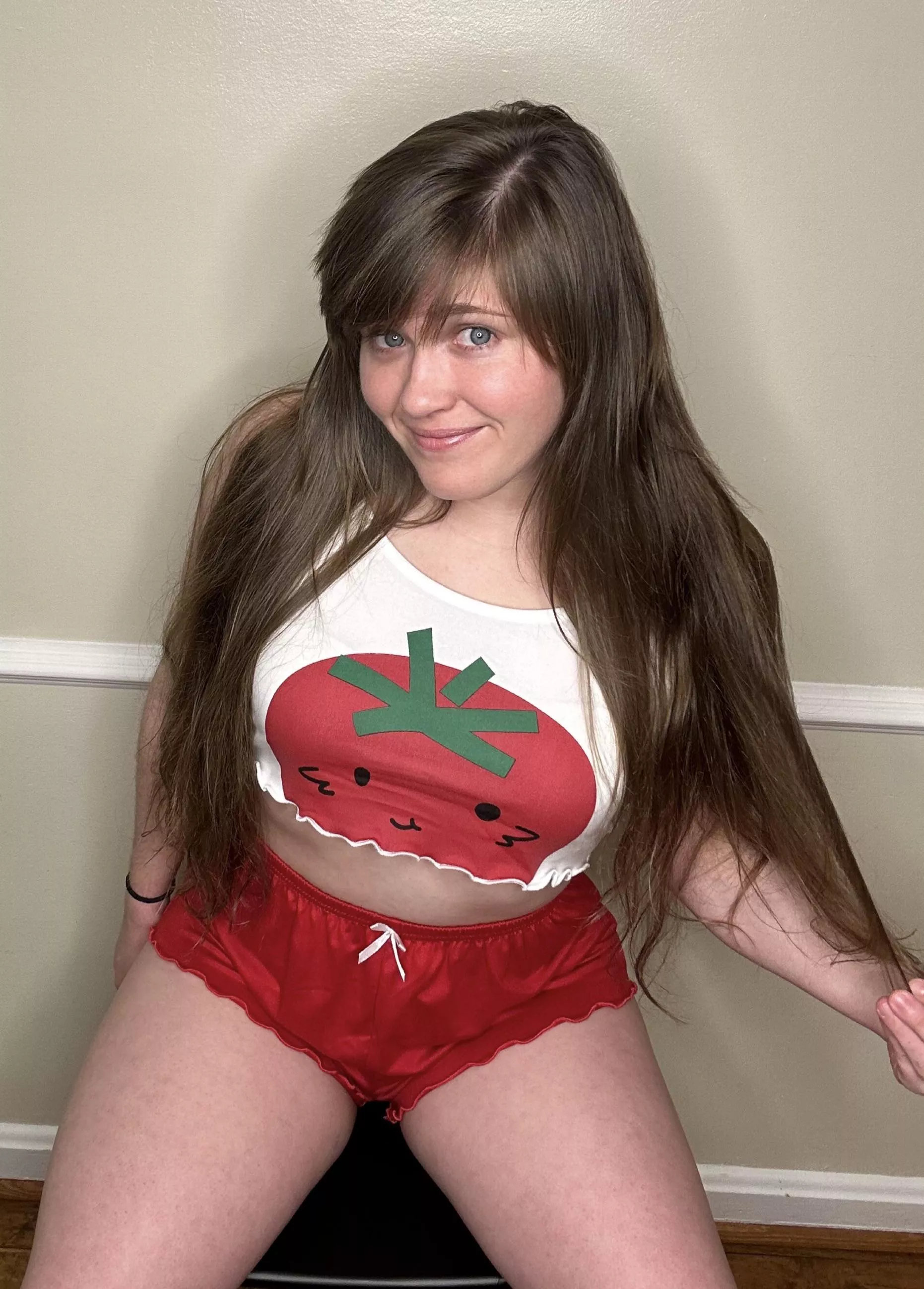 Strawberry pajamas 😘 [f] posted by SorrryCharlie