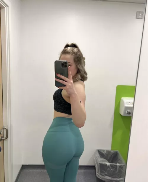 Sweaty gym session🥵 by kieralucyyyy