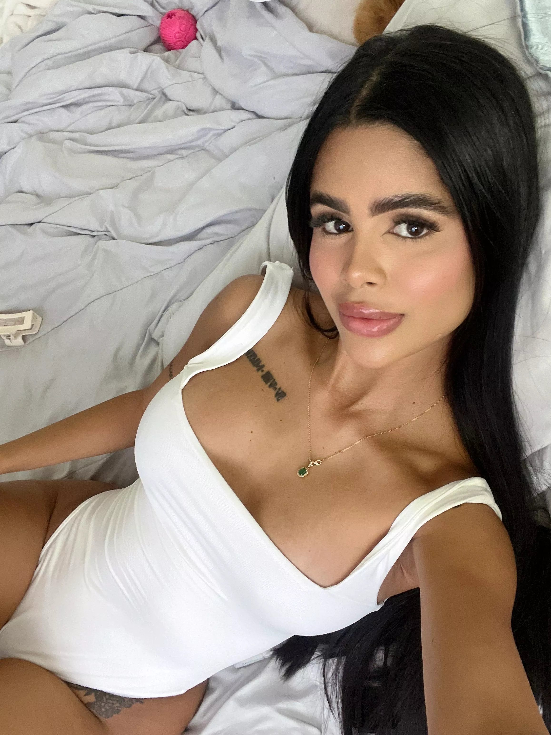 What do you think of this hot brunette? posted by CutisPain