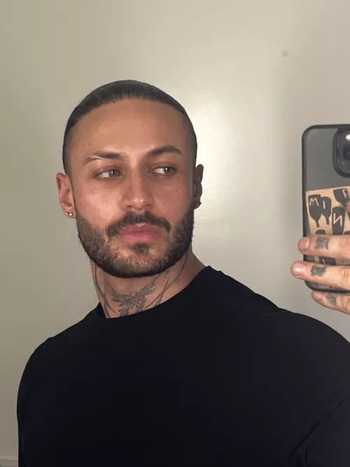 What vibe do I give off by bodiedbycharlie