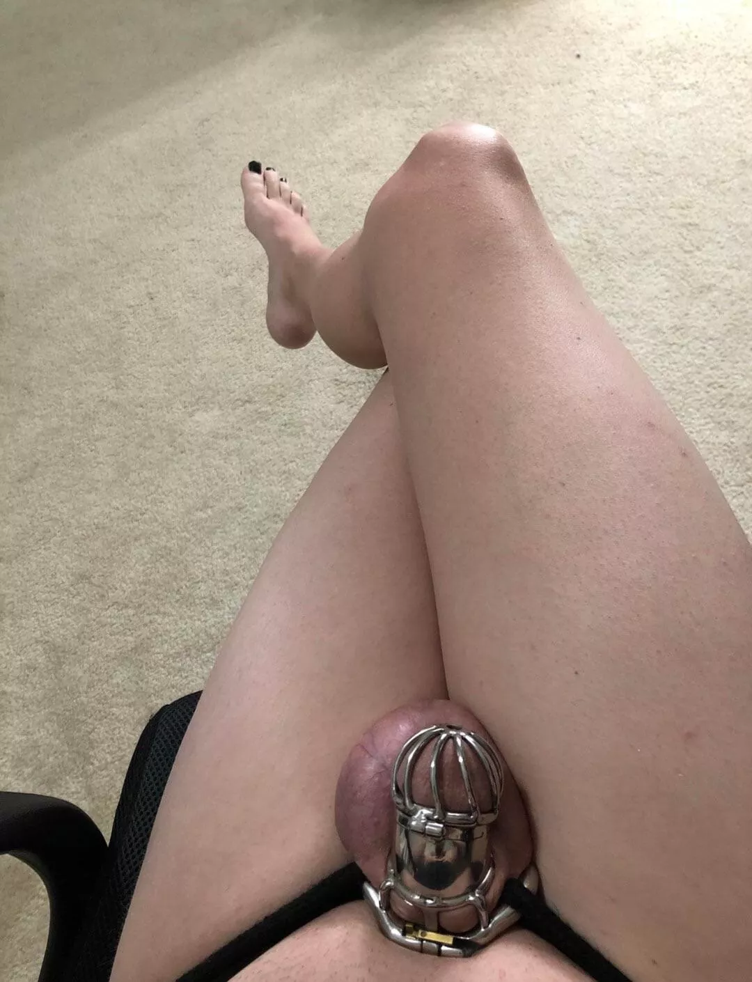 When you have a long day, it’s best to come home and get naked posted by SissyBitchMichelle
