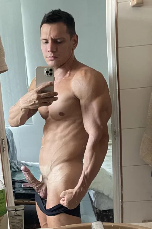 Who wanna suck my veiny cock?😈🍆 by Specialist_Chair_225