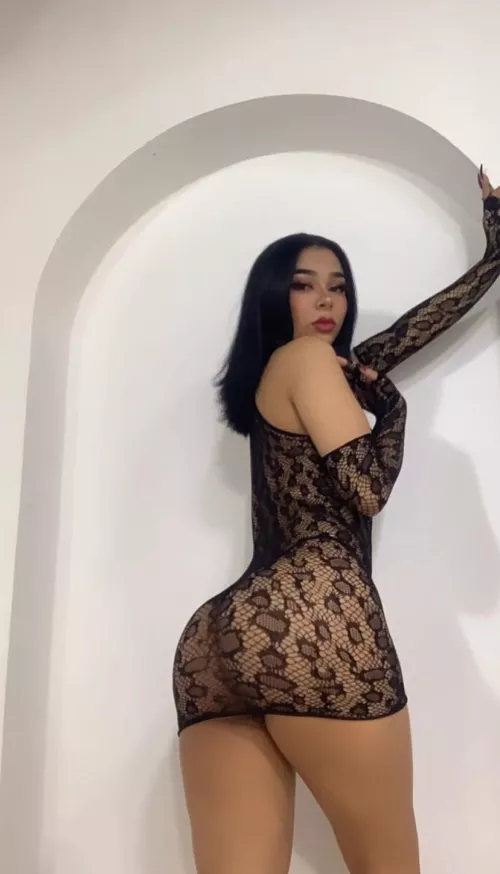 who wants to be squeezed by Dilo_Ki_Rania