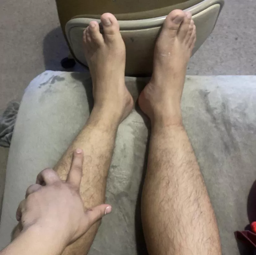 Any gay guys that like my feet? posted by Alt_ctrl_dl