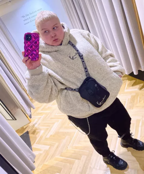 Apex anyone? by Eastern-Glove-3388