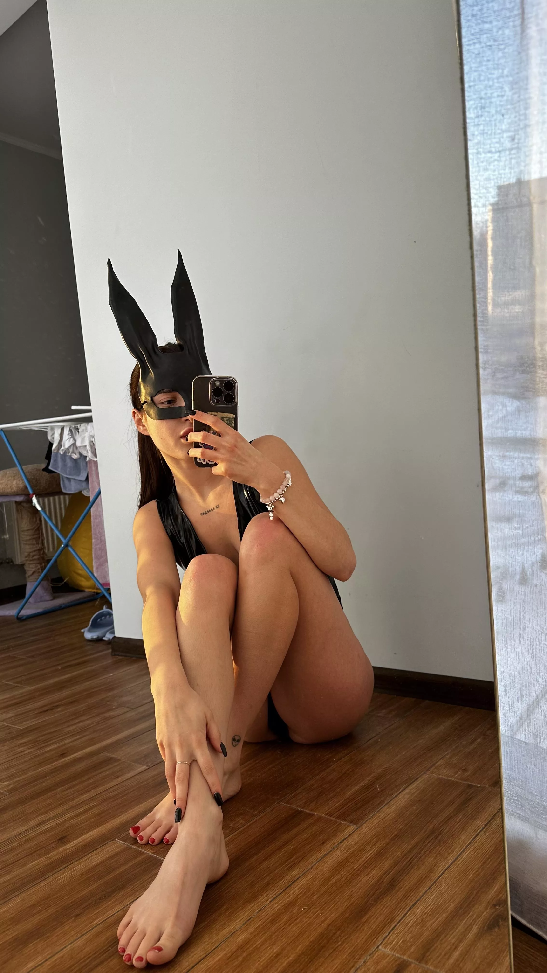 Come closer to look at my legs hehe posted by Evamoon94