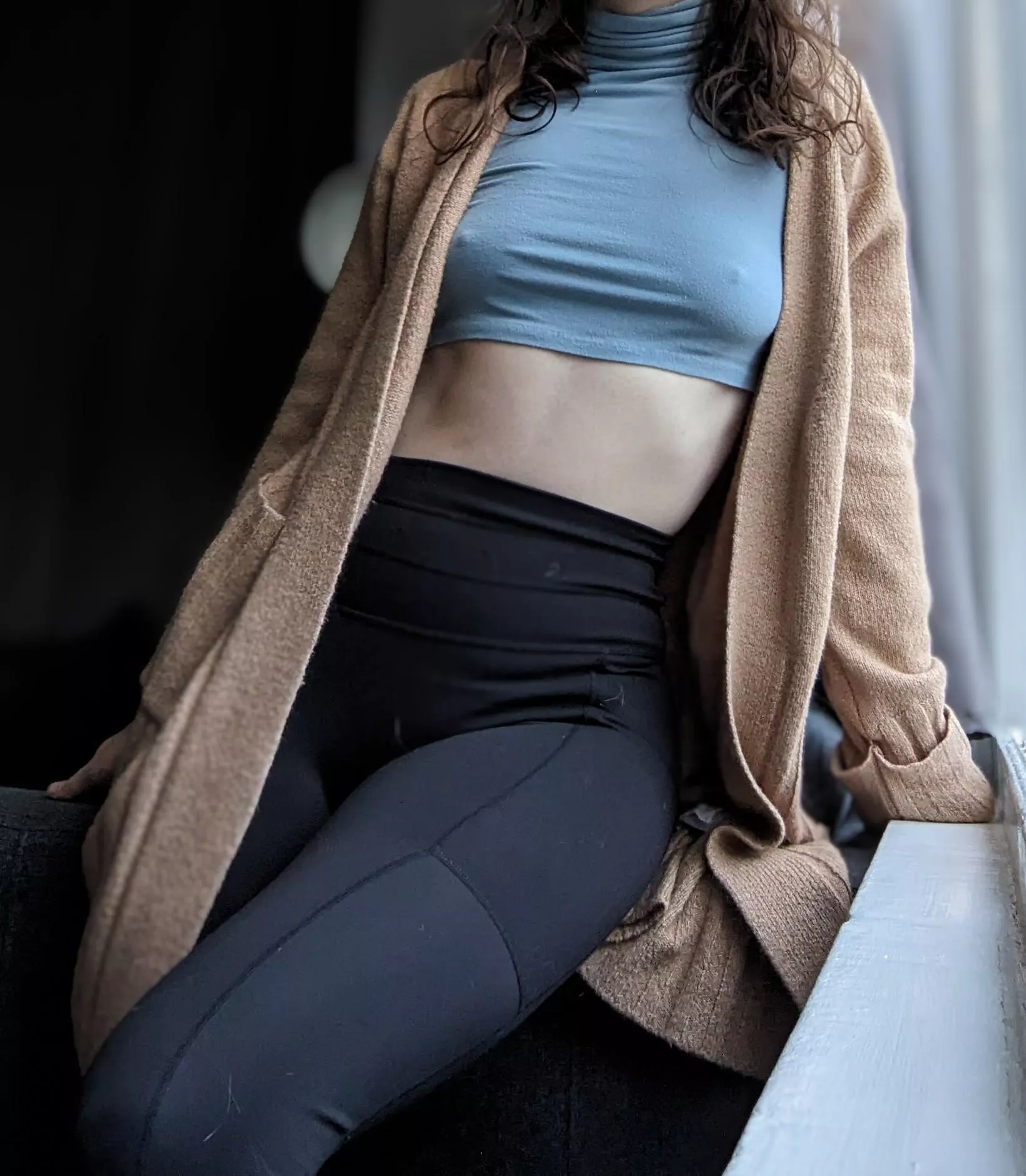 Crop top supremacy [F] posted by Girl_In_Dungarees