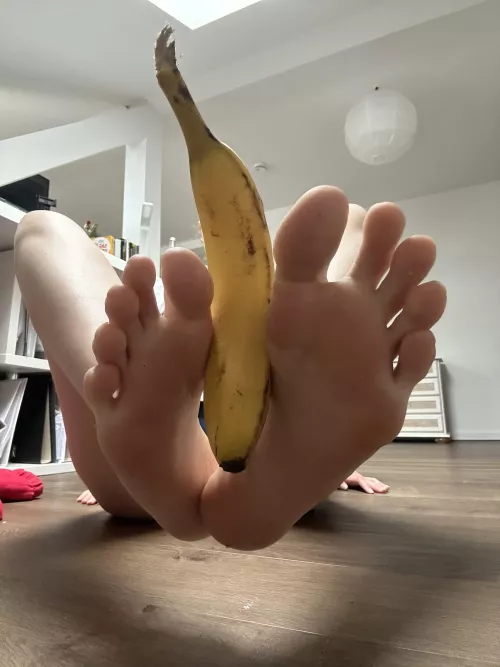Do my 19yo feet look good around this? by Gorgeous-Nadia