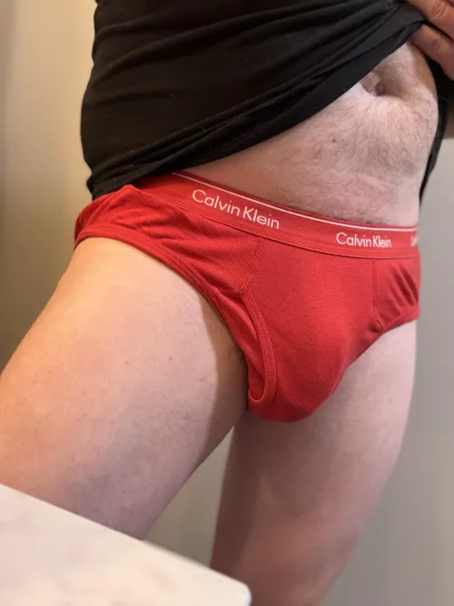 Does red look okay on a redhead? by ClamChopzz