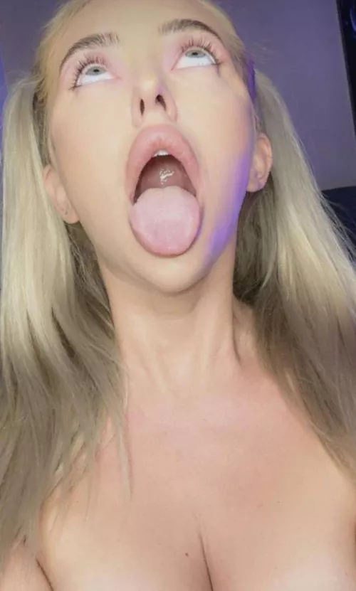 Feed me your sperm I'm very hungry by hepDinghy