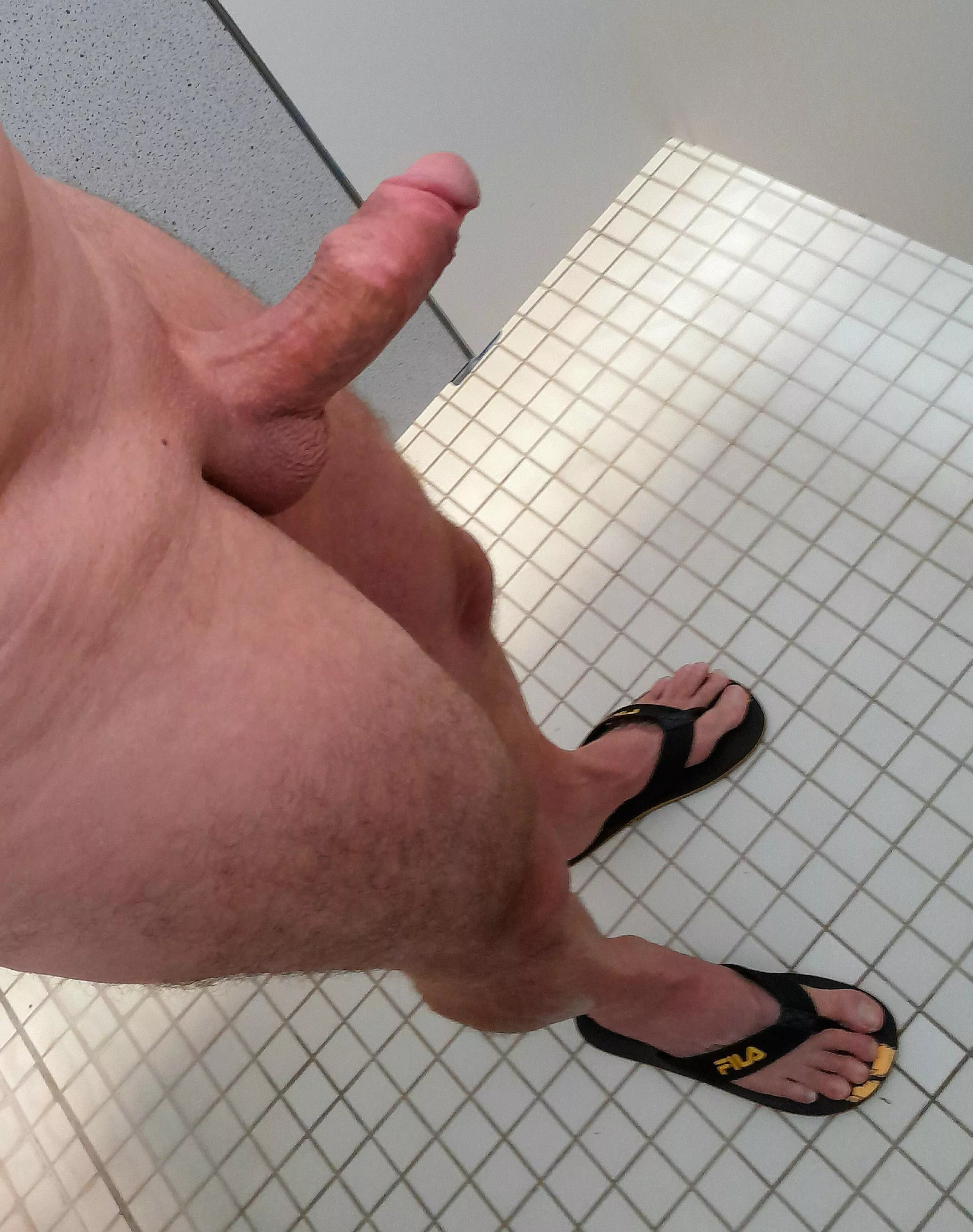 hard in the Sauna posted by WillingnessNo8306