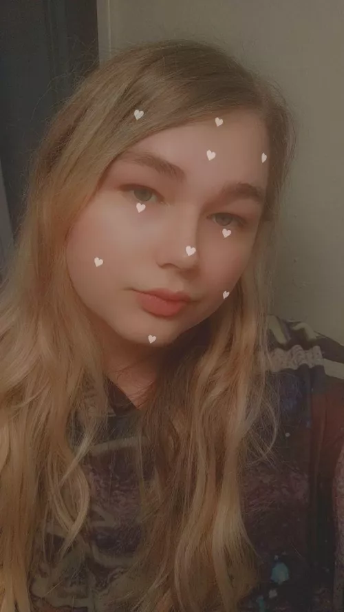 Help I'm being attacked by tiny hearts oof ouch by kitsuneranch