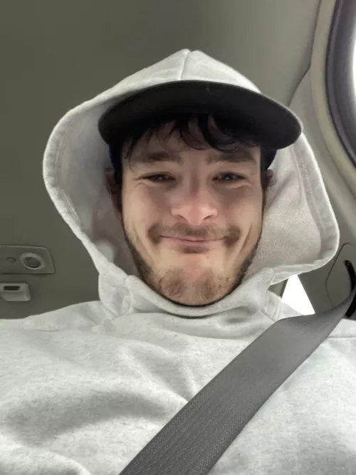 Hey by PhotographLeast1432