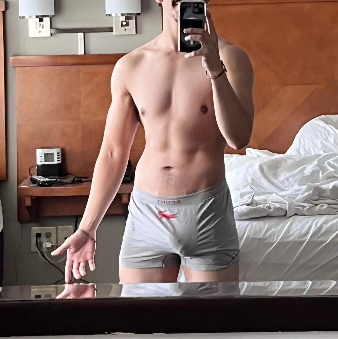 How’s my outline? posted by FitDude4rmSoCal