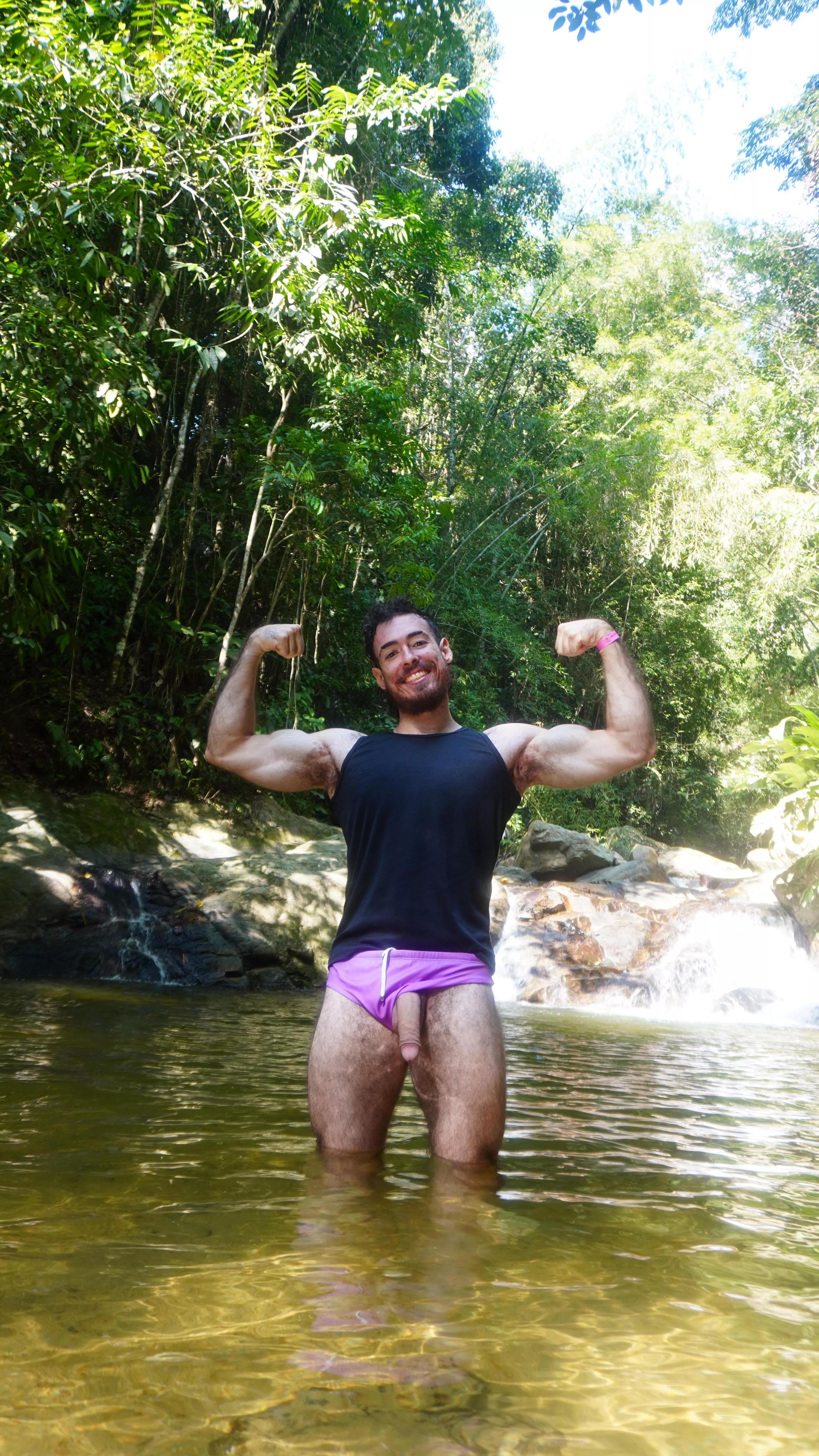 I am a very hairy otter 🧸🐻 who love being nude in nature 🏕️🥺🥵 posted by Overall-Bat756