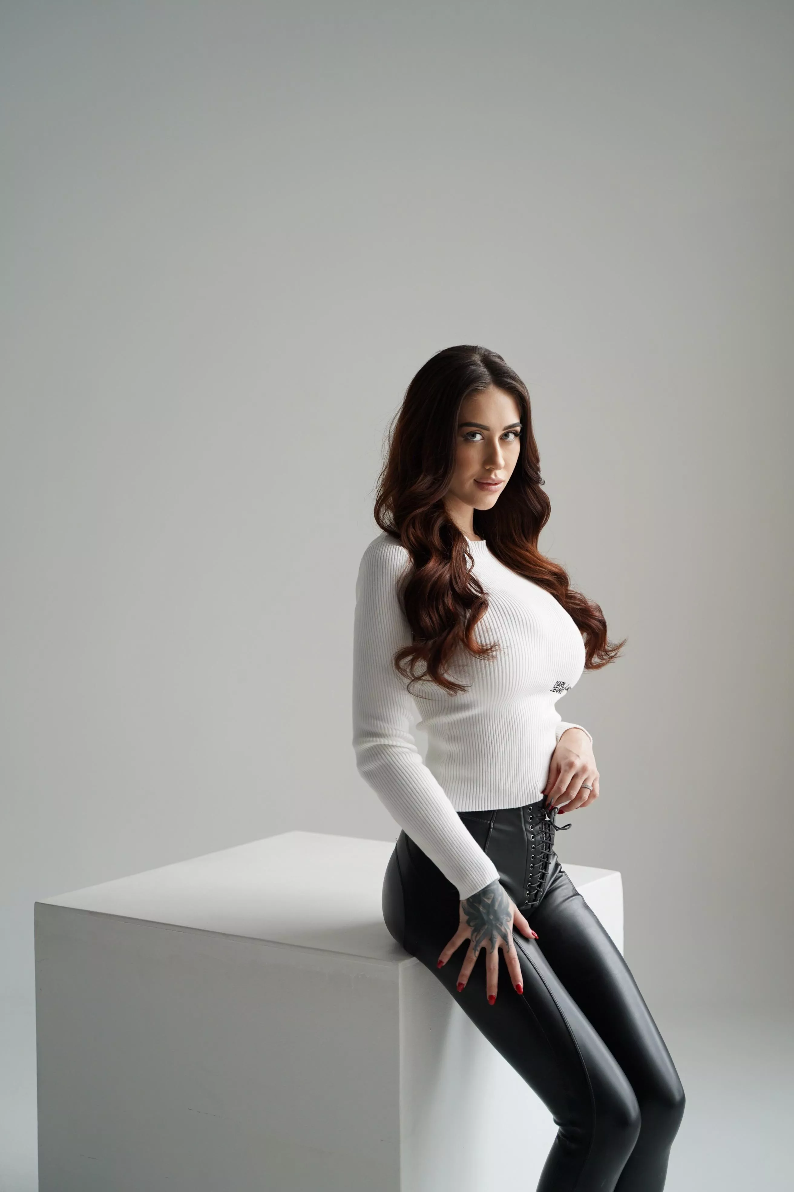 I love the color white posted by TanyaBahtina