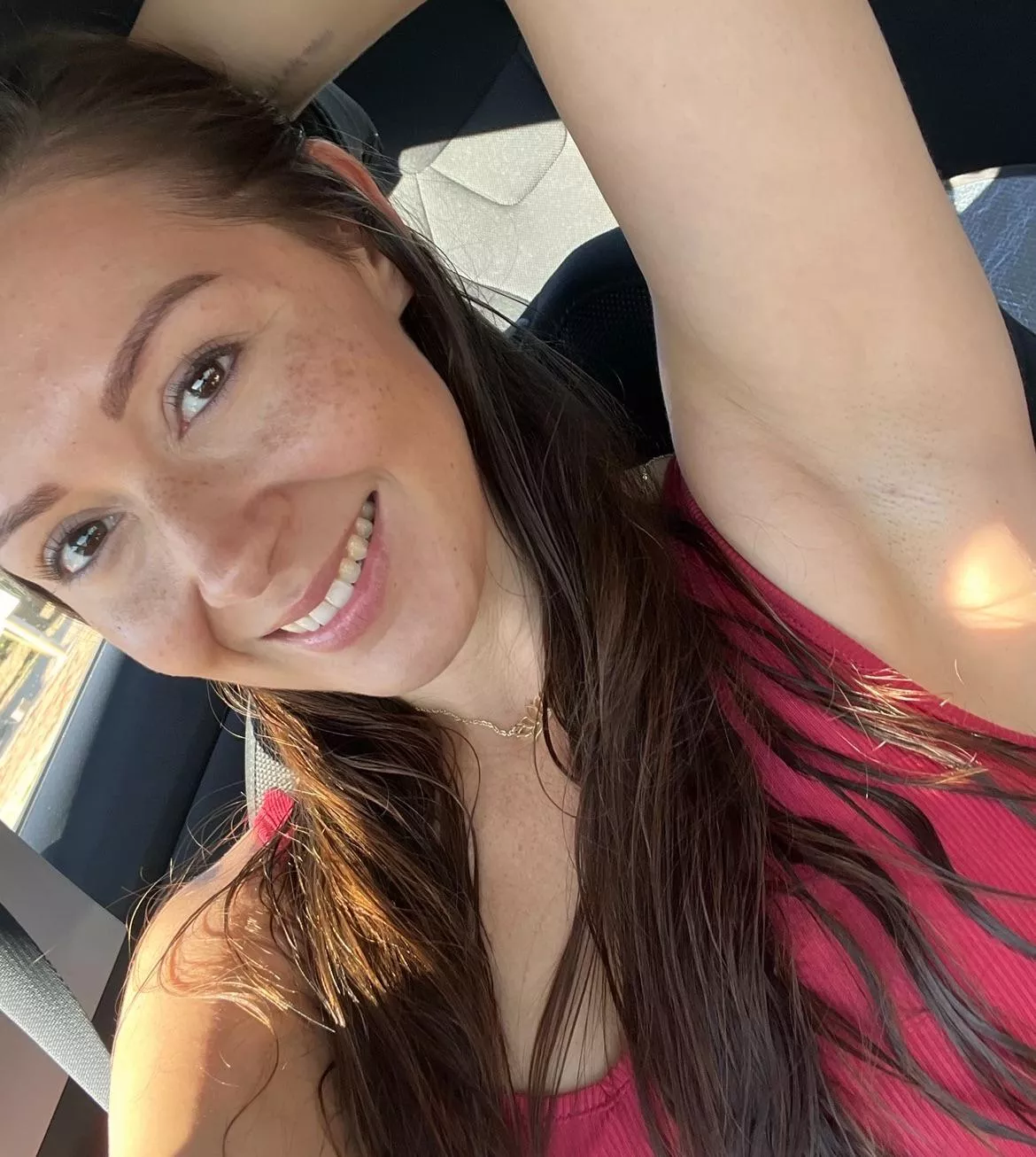 I would like to feel your tongue on my smooth skin posted by Persuasive_Pussy