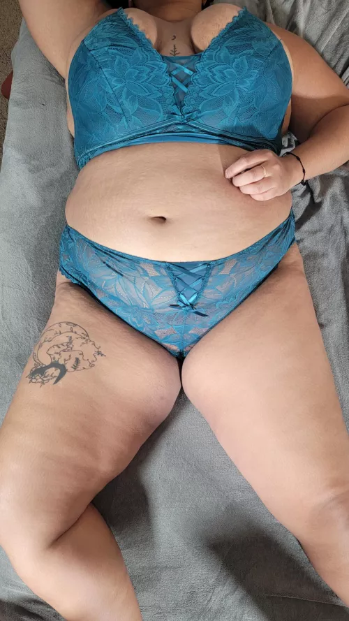 If I was your neighbor how many times a week would you come over? by VanessaCohen