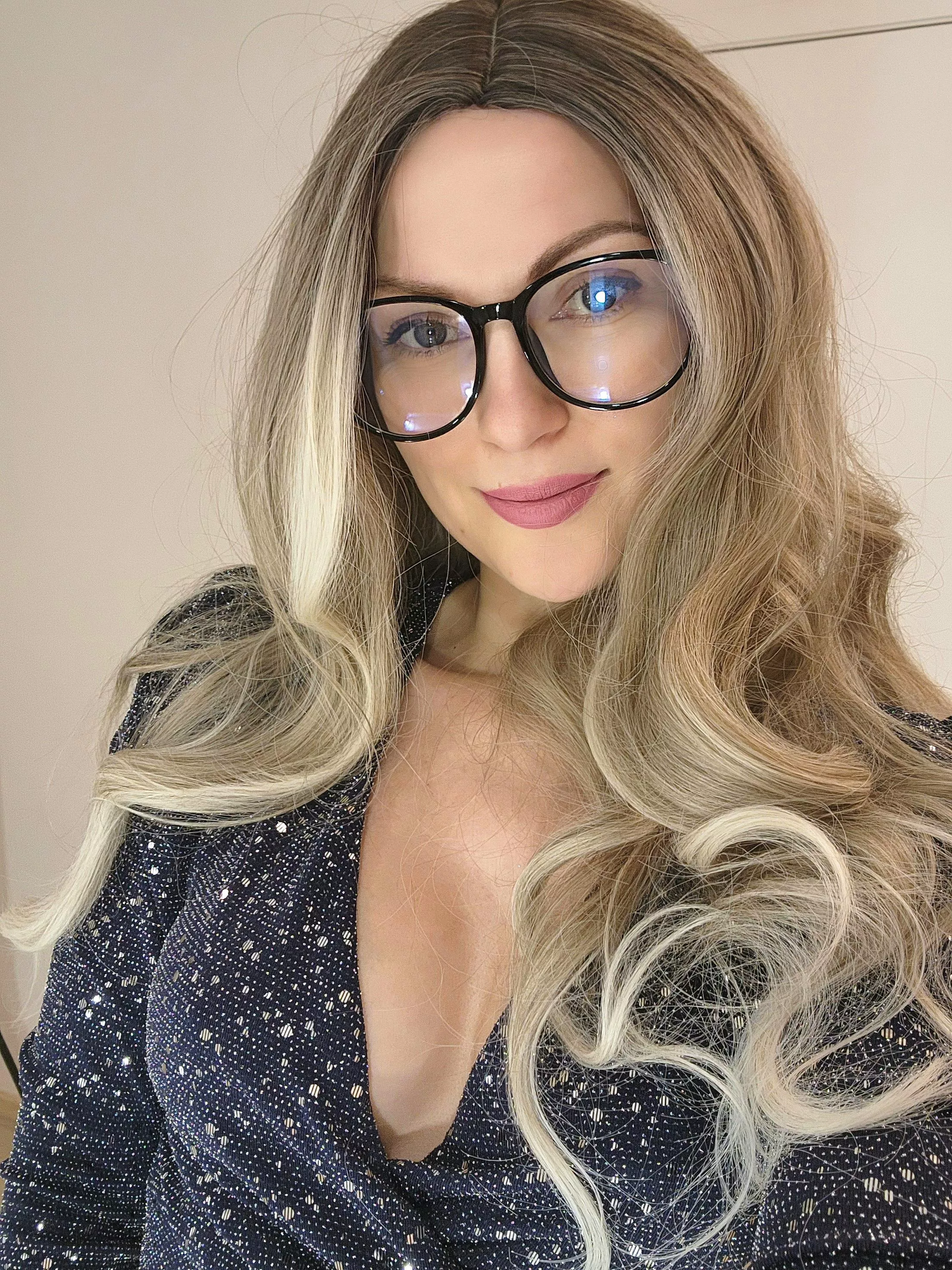 IUTR posted by Scarrlett_love