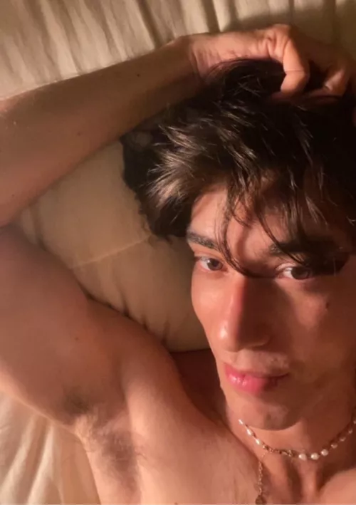 just wanted to stop past to say good morning 😌 by Mike-ironman