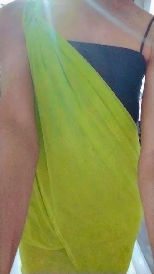 Pov:- your sanskari Bahu serving you chai 😊 by Ishita_yours