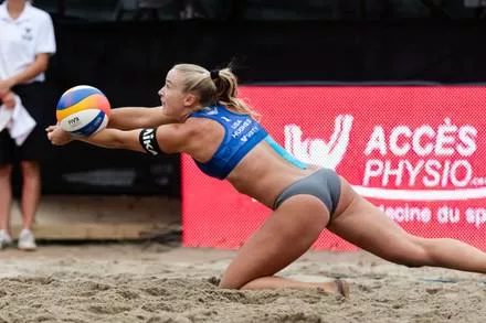 Sara Hughes posted by MarcellusCastleberry