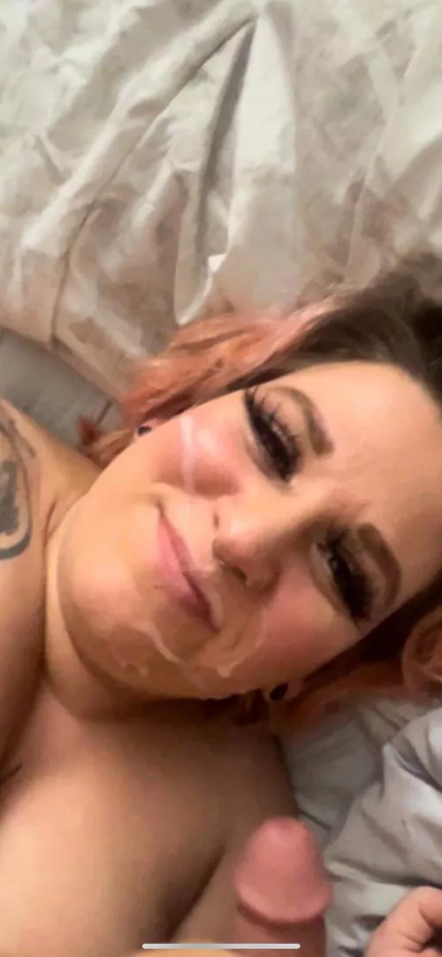 Wifey covered in cum let’s trade pics by Dependent_Cost3171