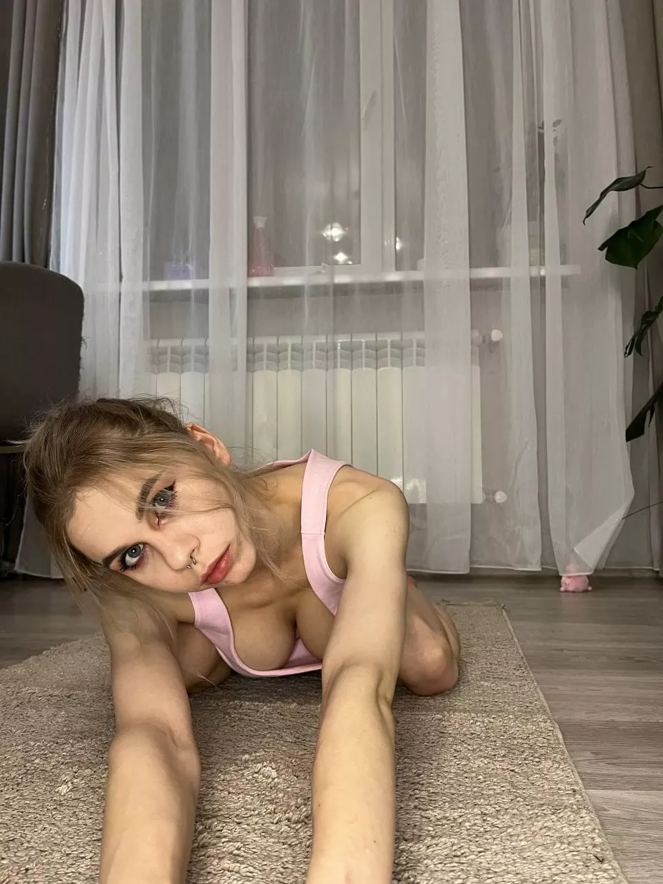 At school you had to pick up a pen from the floor to get good grades. posted by DogDue3075