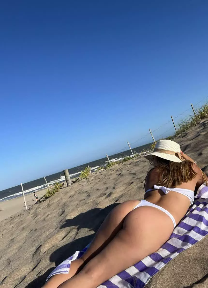 Can you put some oil on me? posted by Zoeyeahh