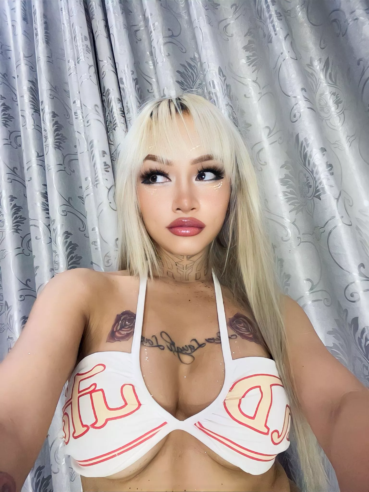 Care to explore the depths of my sensuality? 😈😉 posted by xvinarose