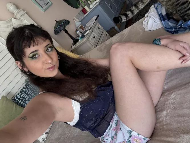 come hangout? (@hazybunny99) [onlyfans] by Party_Volume7132