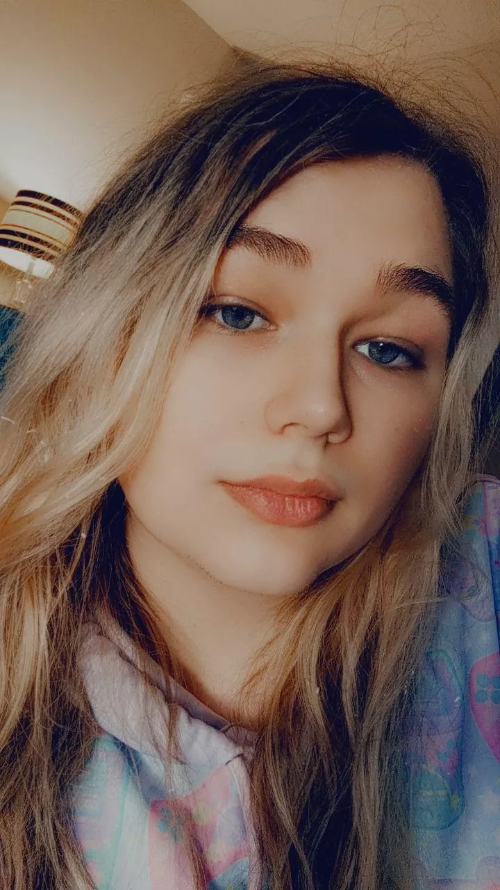 Damm gurl 😵‍💫 whats up haha 😎 posted by kitsuneranch