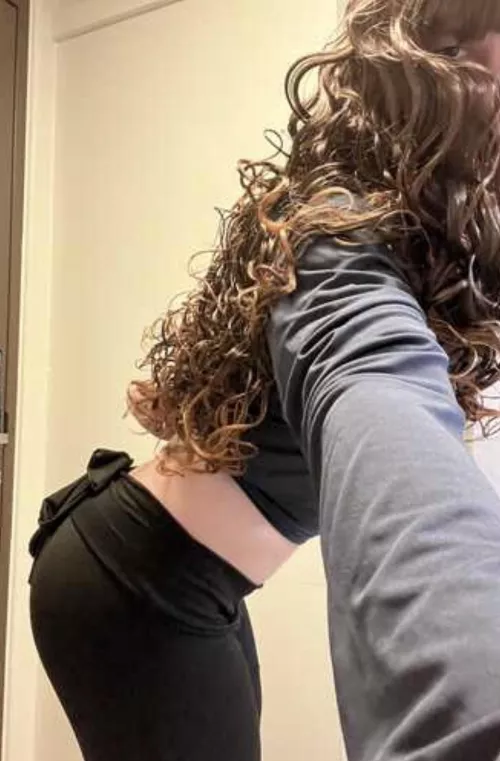 Do I look good enough to breed? by Kindofaslut27