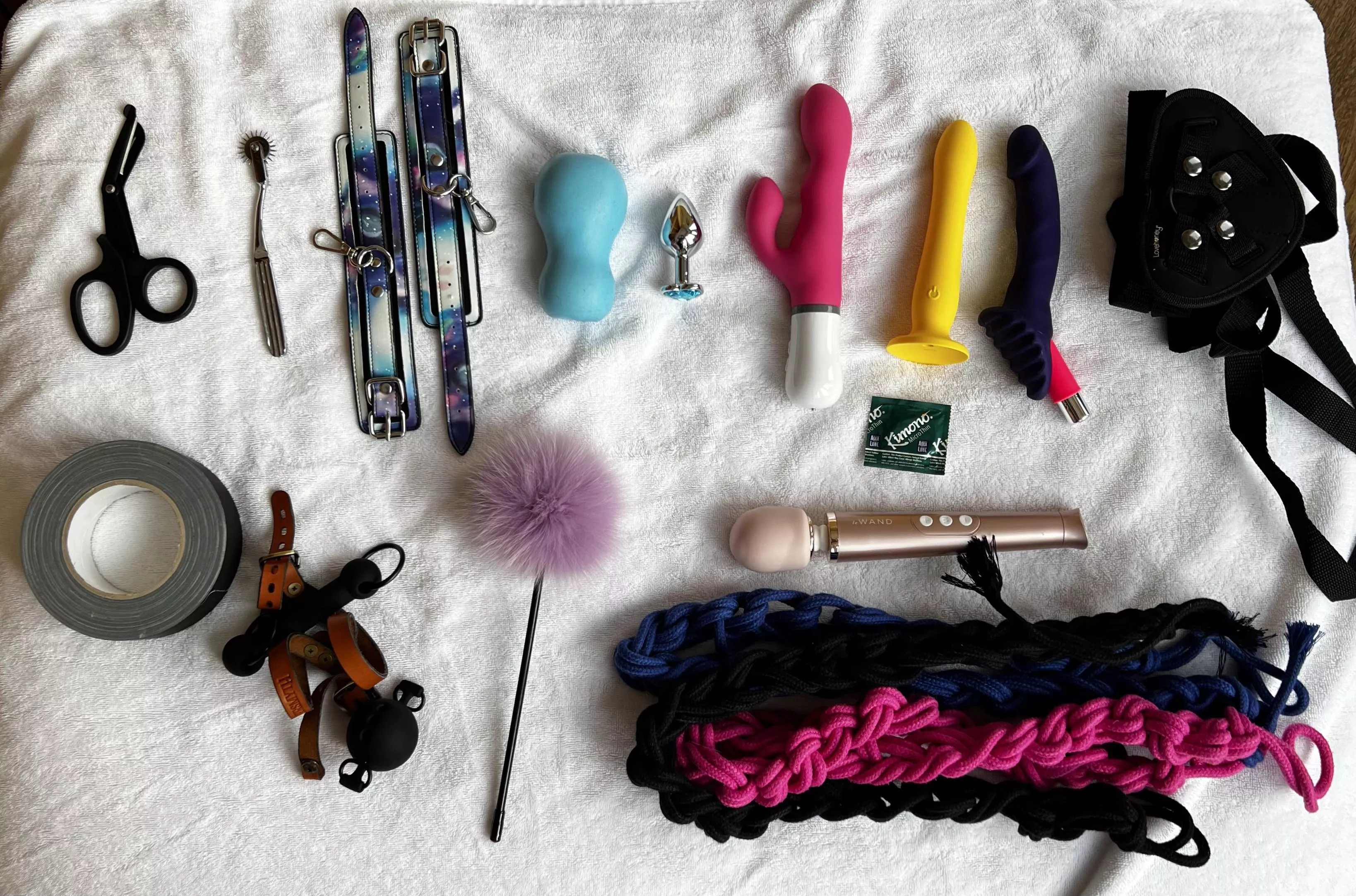 Fae [NB] Is Finally Going To Let [M]e Cum after 2.5 weeks posted by Wacko_Warner