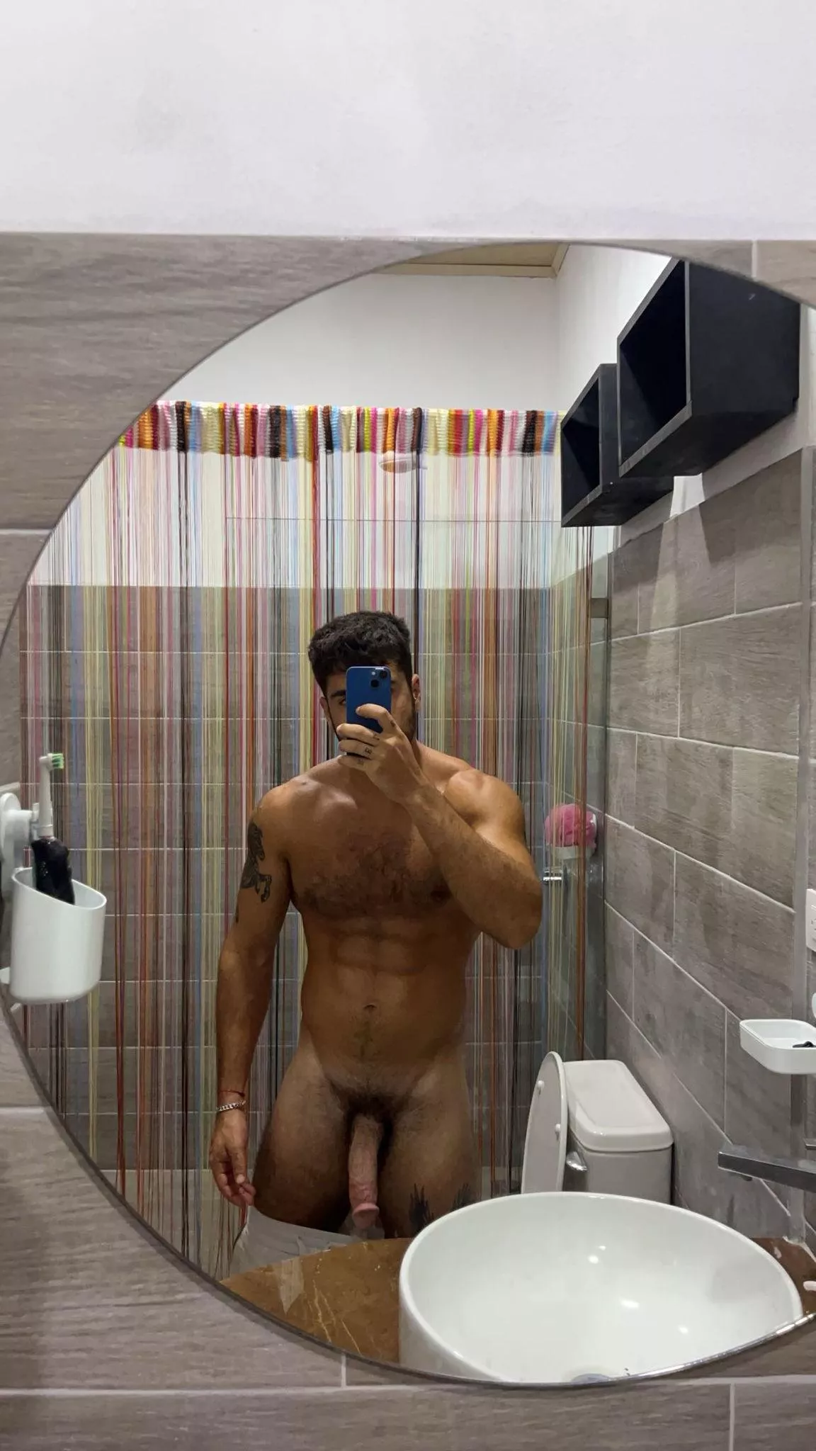 Hung 25 ex soldier 😏 posted by Hardcocks22