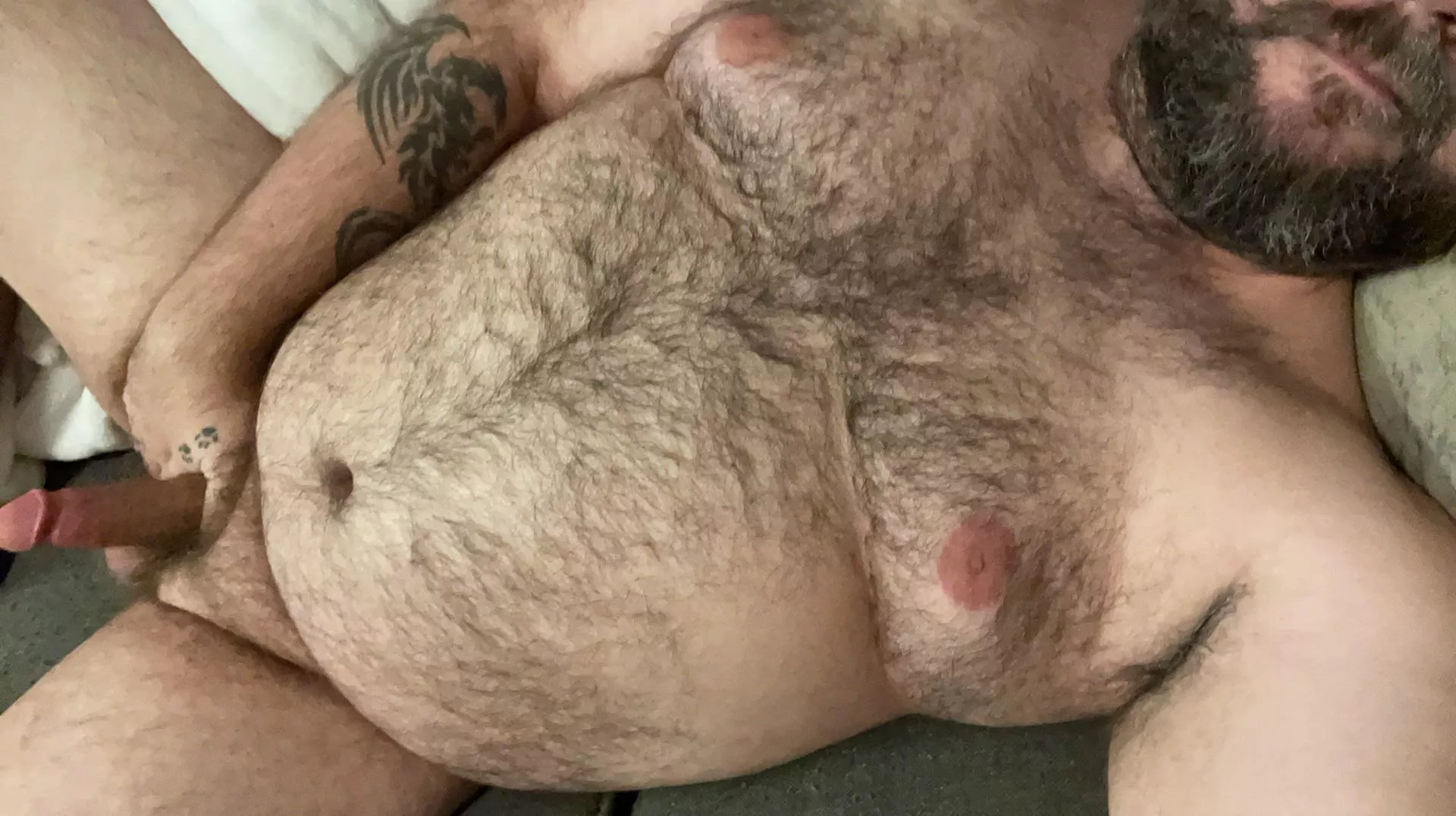 I could use a hand posted by bearyboy88