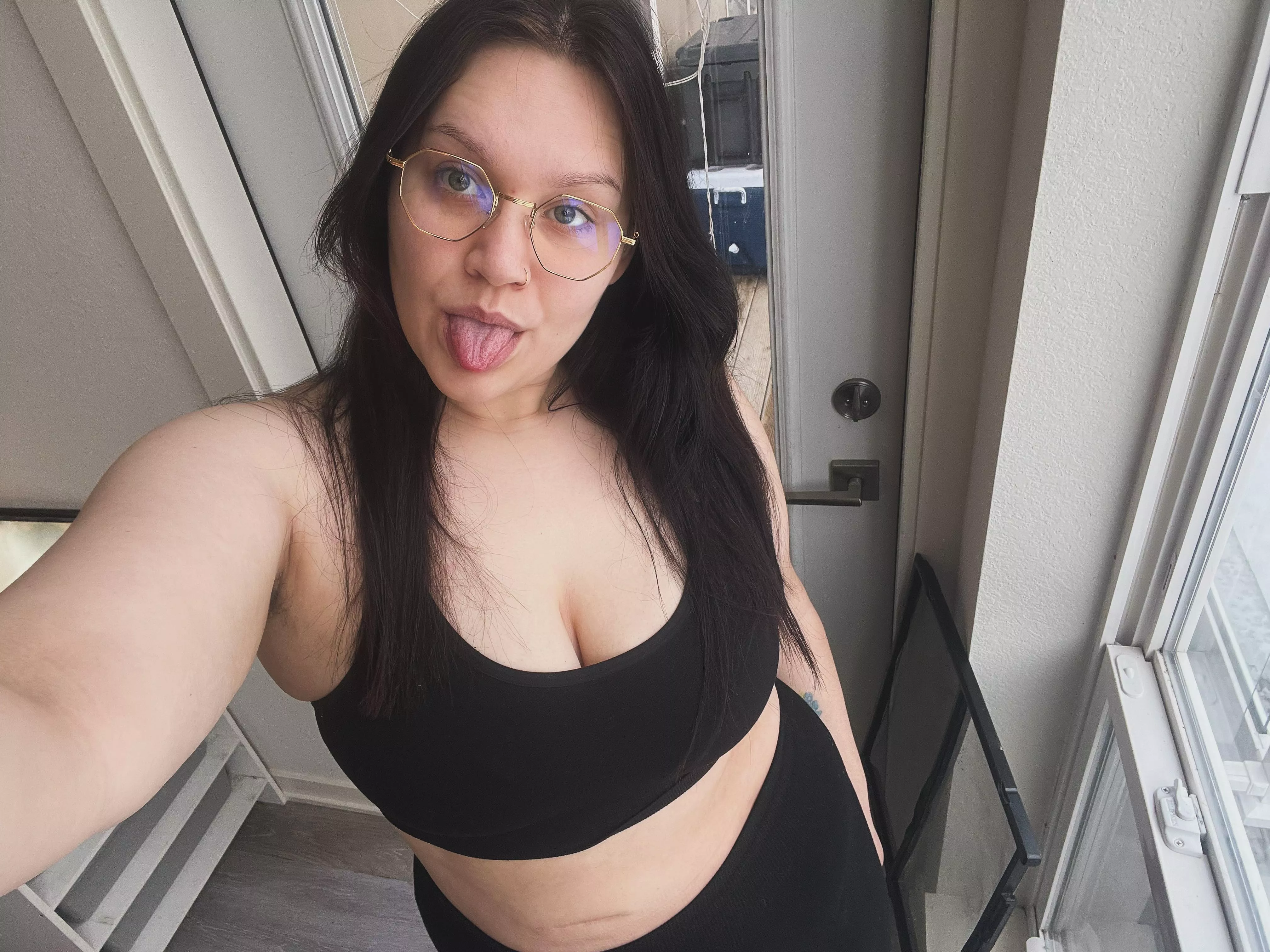 I haven’t worn makeup in a while and for the first time in my life I’m starting to like the way I look without it! posted by ksugars