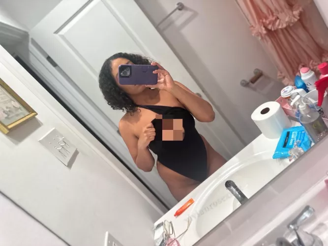 I love how hard you get when I tease you by vivianrosexxxx