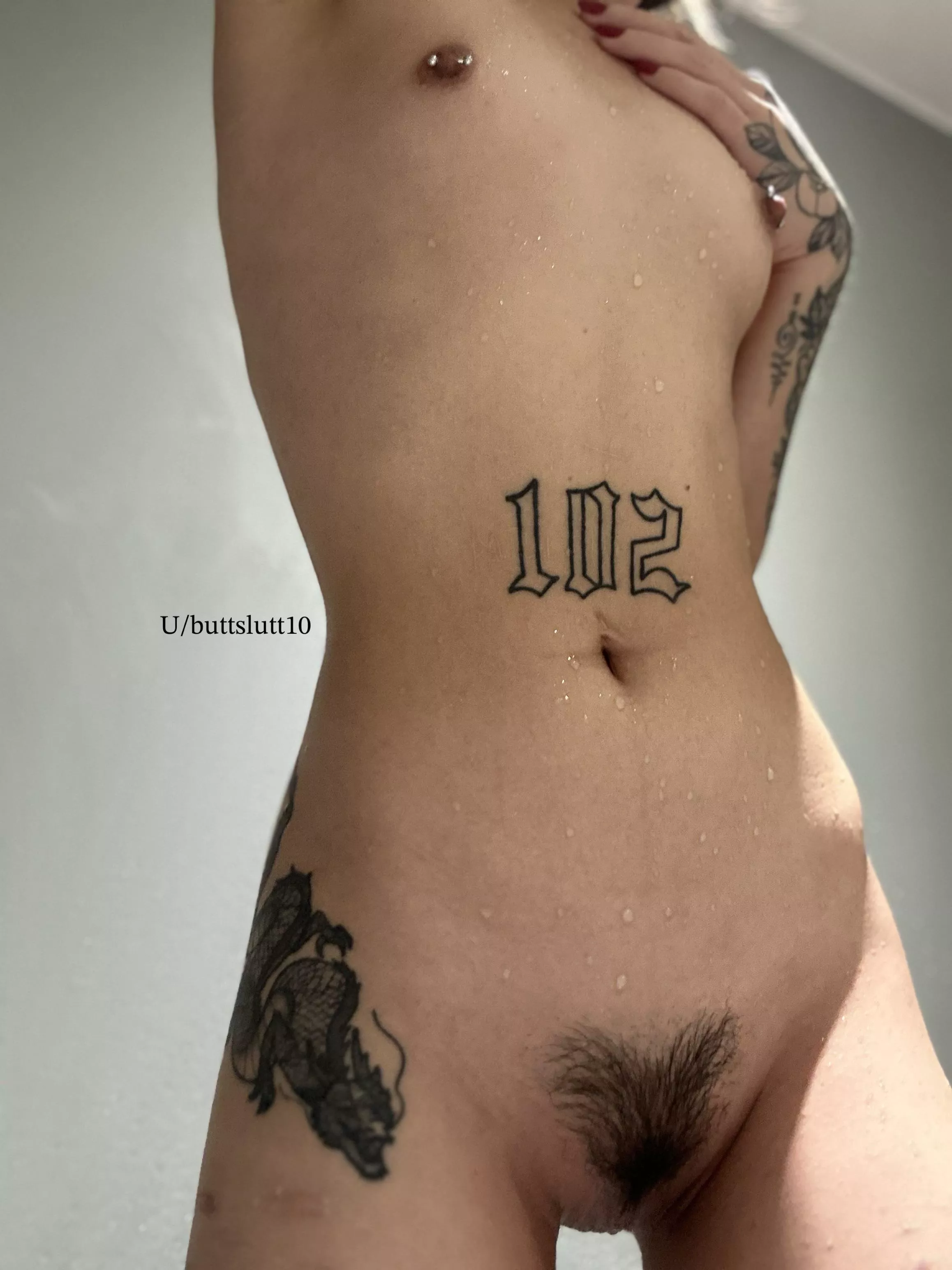 I love how the light bounces off it posted by buttslutt10