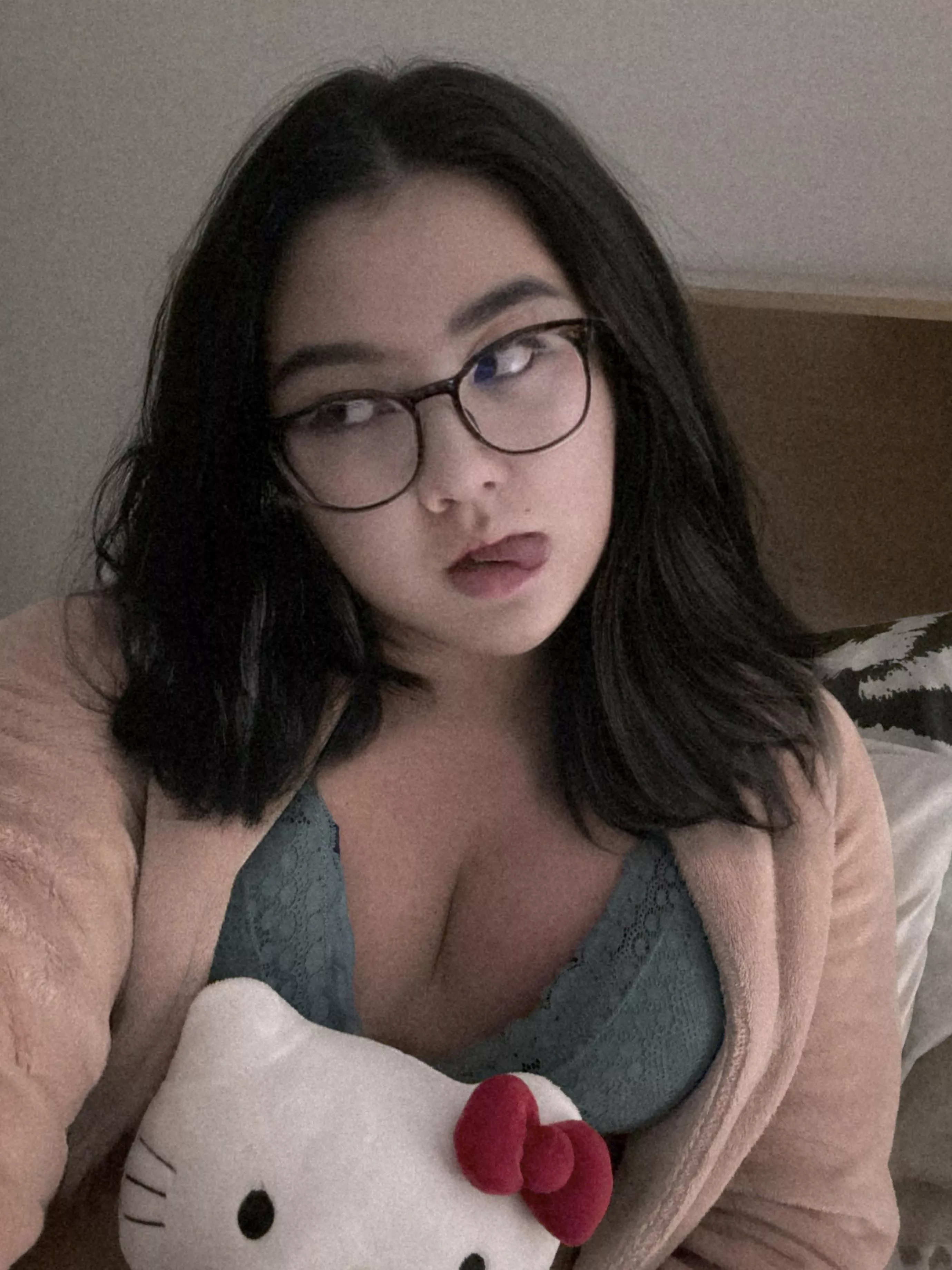 I need something big ❤️ posted by tiasis420