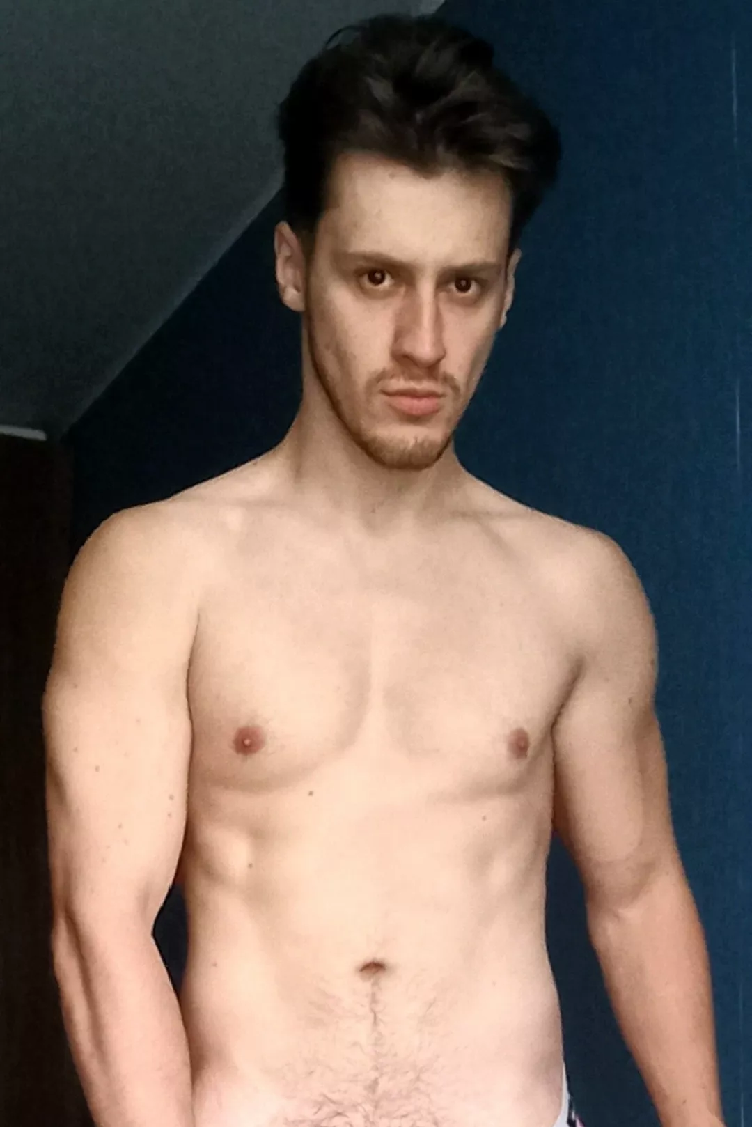 I'll never find love, so I'm just gonna resort to posting mediocre thirst traps posted by WrongdoerAncient8877