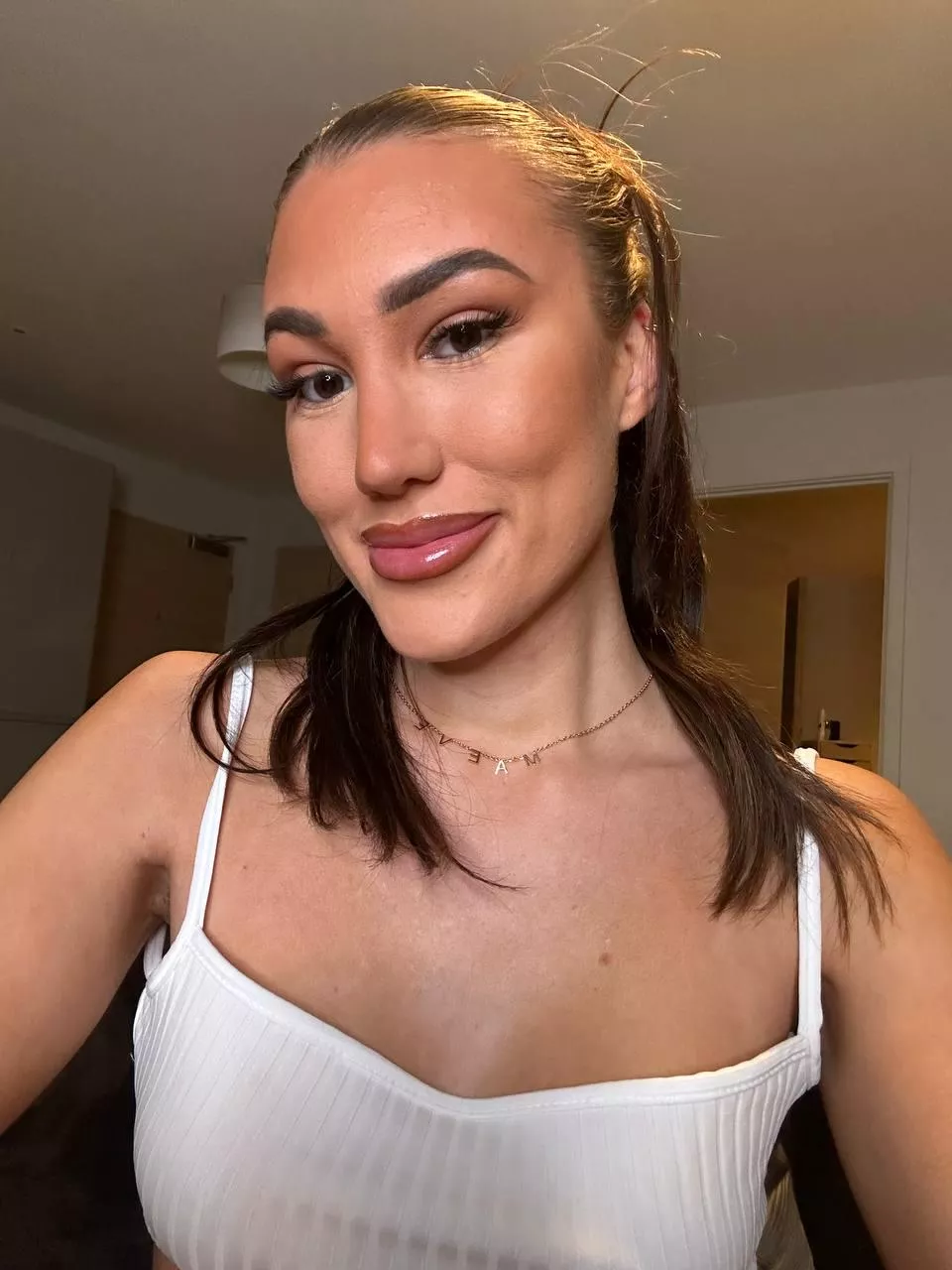 I'm 19 and 6'6 Am I girlfriend material? posted by SufficientSail4615