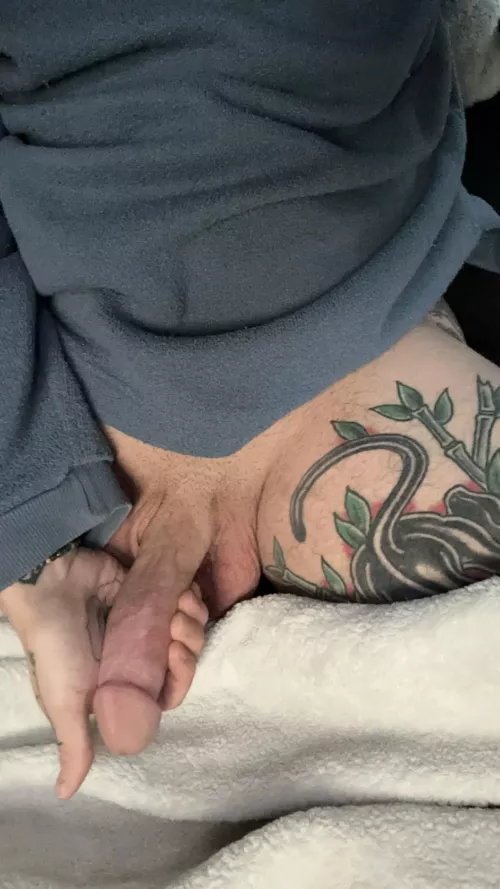 is my tattoo distracting? by somberantiquities