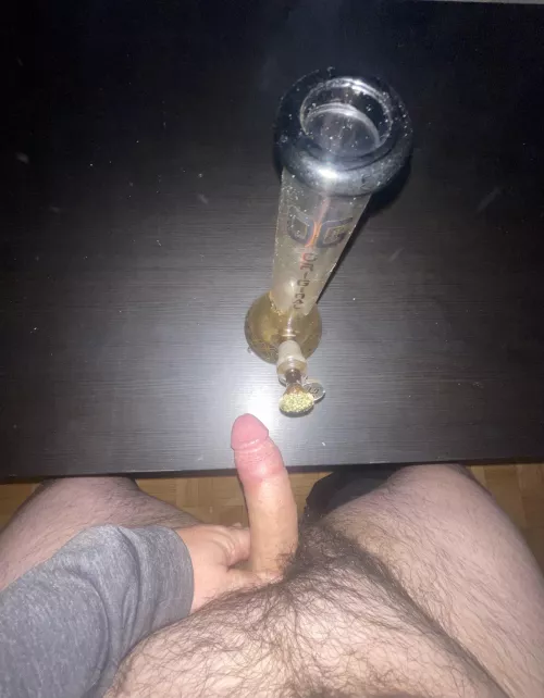 It’s about as thick as the bong 😉 (m) by Additional_Bear_5696