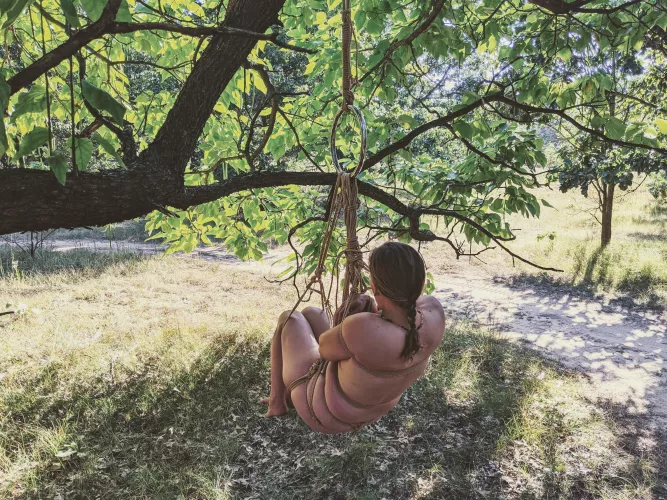 Just Hangin by Rig_BadWolf