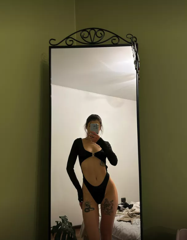 Kind of in love with this bodysuit *.* posted by Evamoon94